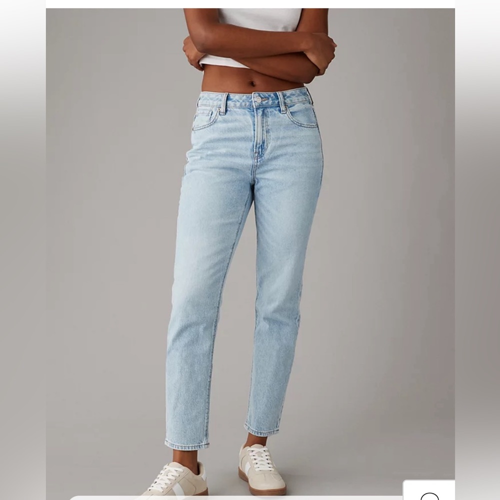AE Strigid High-Rise Mom Jeans